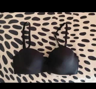 Pack 3 Sujetadores, uno Push Up nuevo con etiqueta