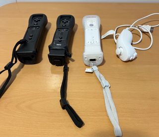 Lote 13 Juegos Wii Nintendo,consola y acesorios.