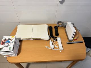 Lote 13 Juegos Wii Nintendo,consola y acesorios.