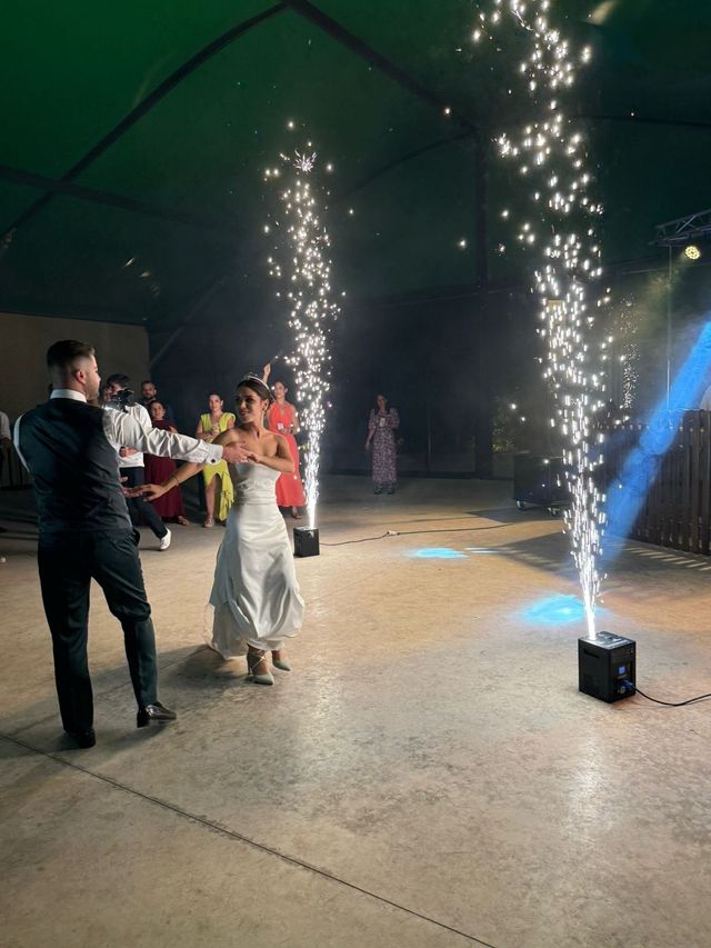 Máquina de chispas frías para eventos