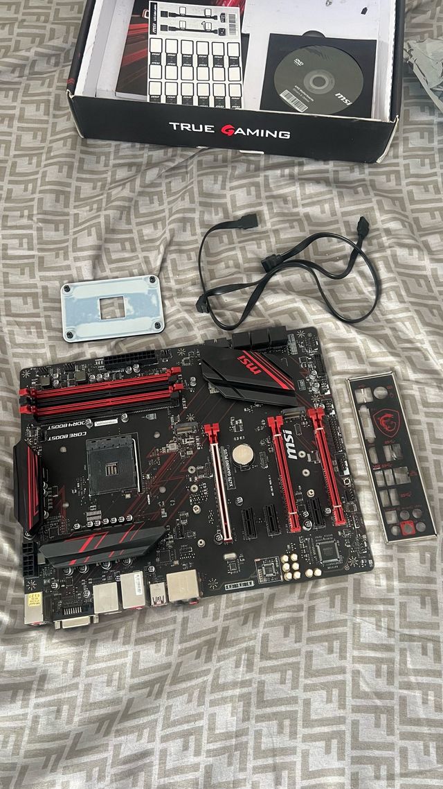 Placa Base MSI X470 Gaming Plus