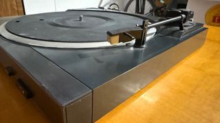 Tocadiscos Sony PS-D705