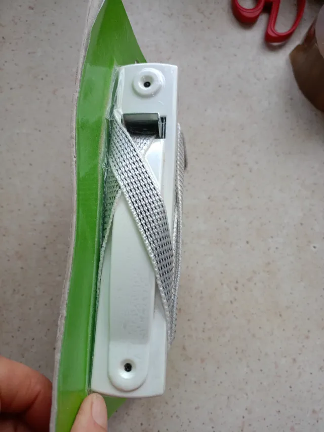 Recolhedor embutido com fita de 18 mm