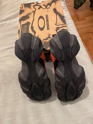 Oakley Factory Team Flesh Sandal Negro/Rojo