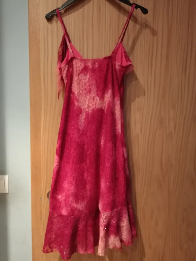 Vestido fiesta rosa y rojo encaje