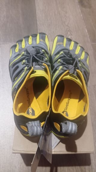 Vibram Fivefingers Treksport T42