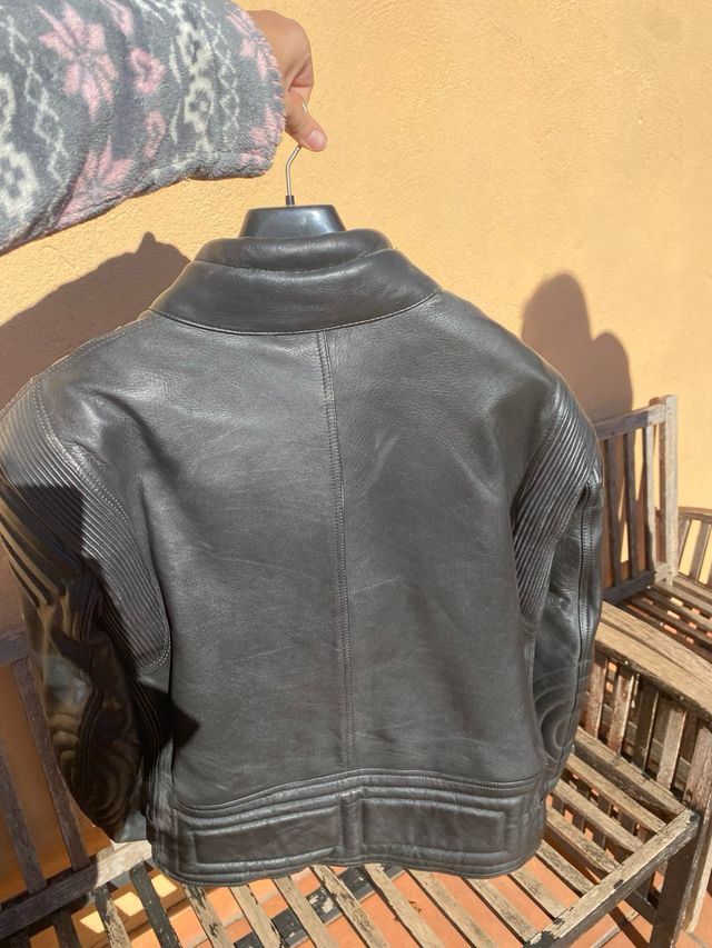 Chaqueta de moto de cuero negra