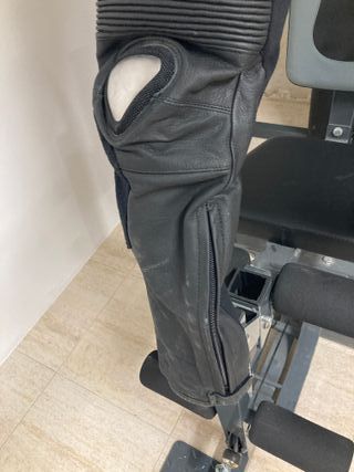 Mono de moto de piel a medida – impecable