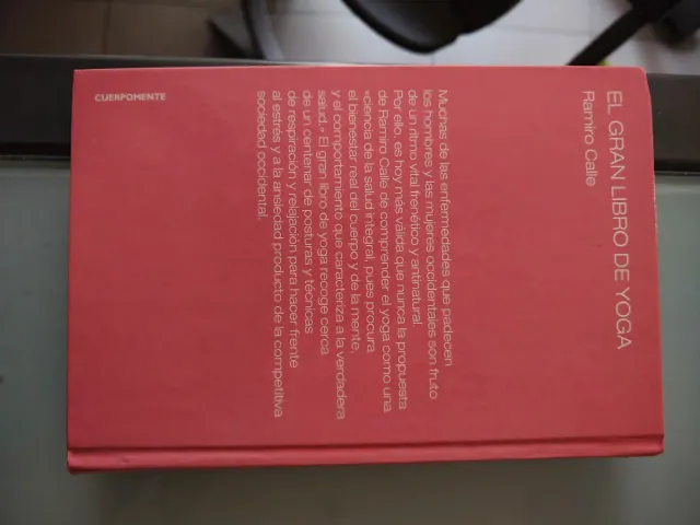 EL GRAN LIBRO DE YOGA