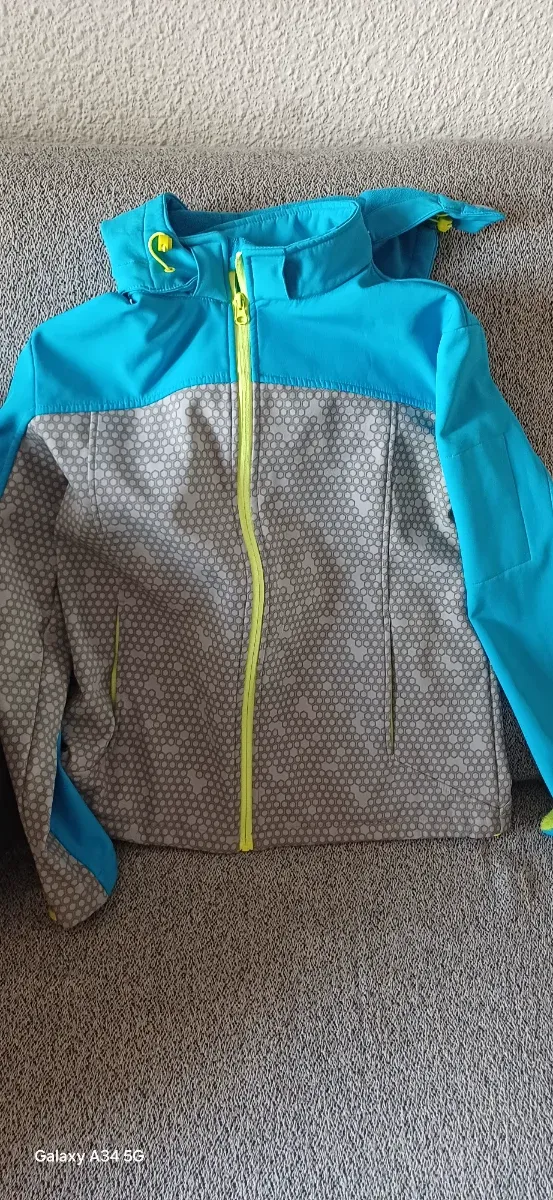 Chaqueta infantil azul y gris