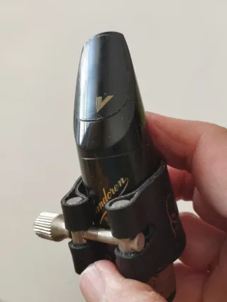 Boquilla y abrazadera clarinete Vandoren B40