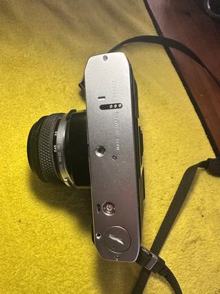 Olympus OM20 + Obiettivo Zuiko 50mm f/1.8