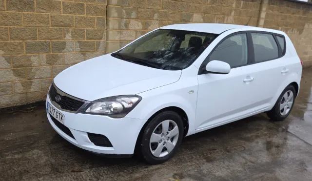 KIA Ceed 2011