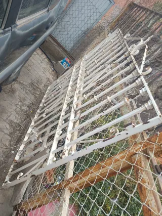 Reja de hierro forjado