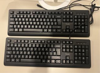 2 Teclados Trust Negros