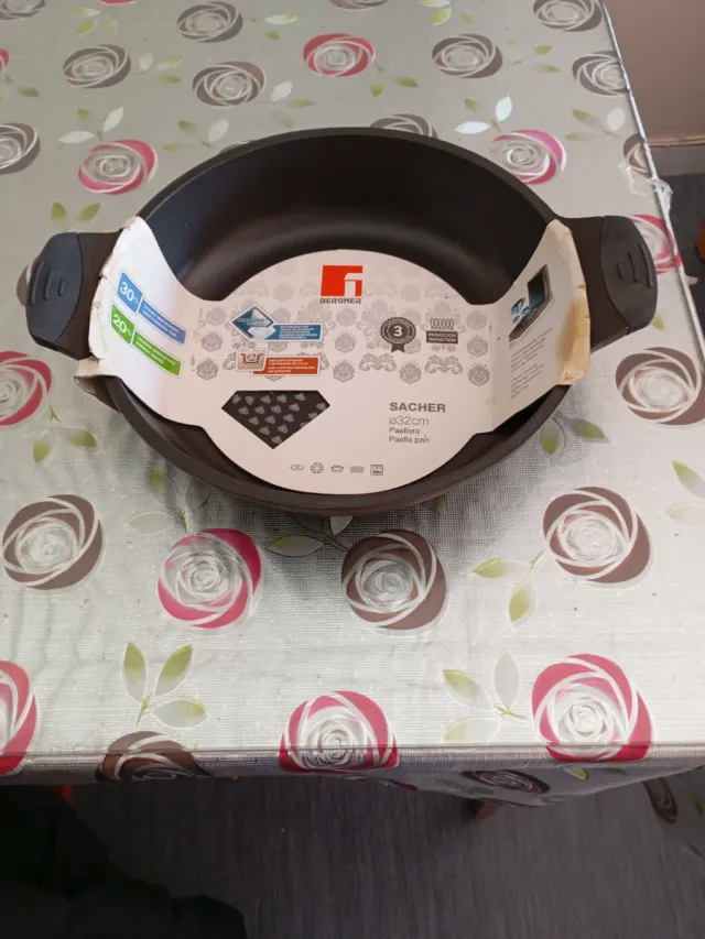 Paellera Bergner 32cm