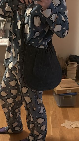 Bolso de cuero negro