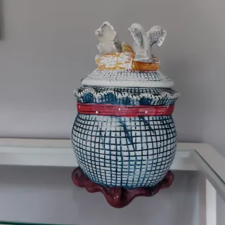 ANTIGUO TARRO DECORATIVO DE CERÁMICA