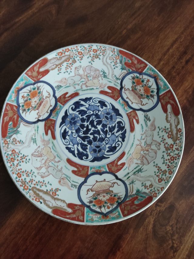 Plato Imari 48cms. Auténtico verificable.