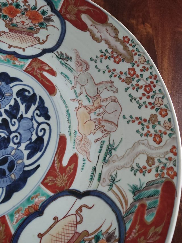 Plato Imari 48cms. Auténtico verificable.