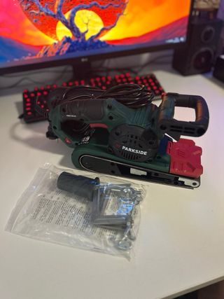 Lijadora de banda Parkside 900W