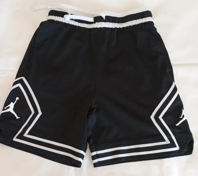 2 Pantalones Cortos Jordan, Dri-fit Rojos i negros