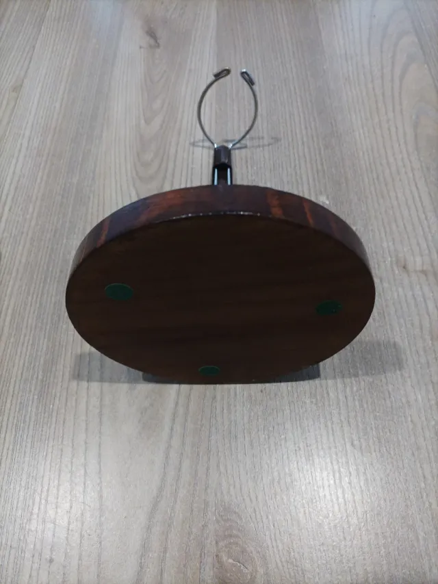 Soporte para muñeco