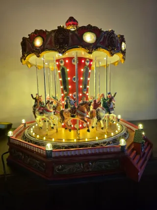 Carillon Giostra Cavalli Natalizio