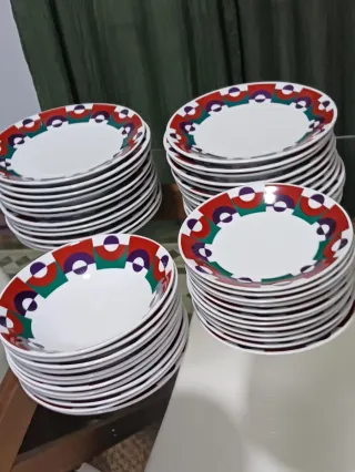 Vajilla Sargadelos 70s,12 comensales y juego café