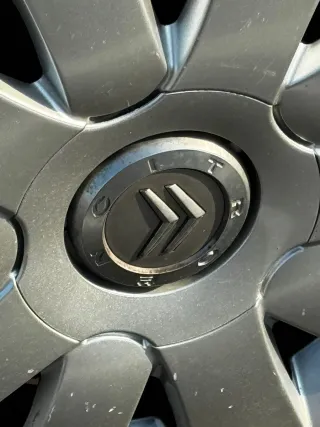 2 Tapacubos Central Llantas Xsara Picasso