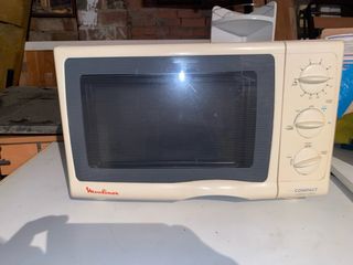 Microondas Moulinex Compact Grill