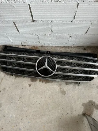 Recambio mercedes Viano 2006