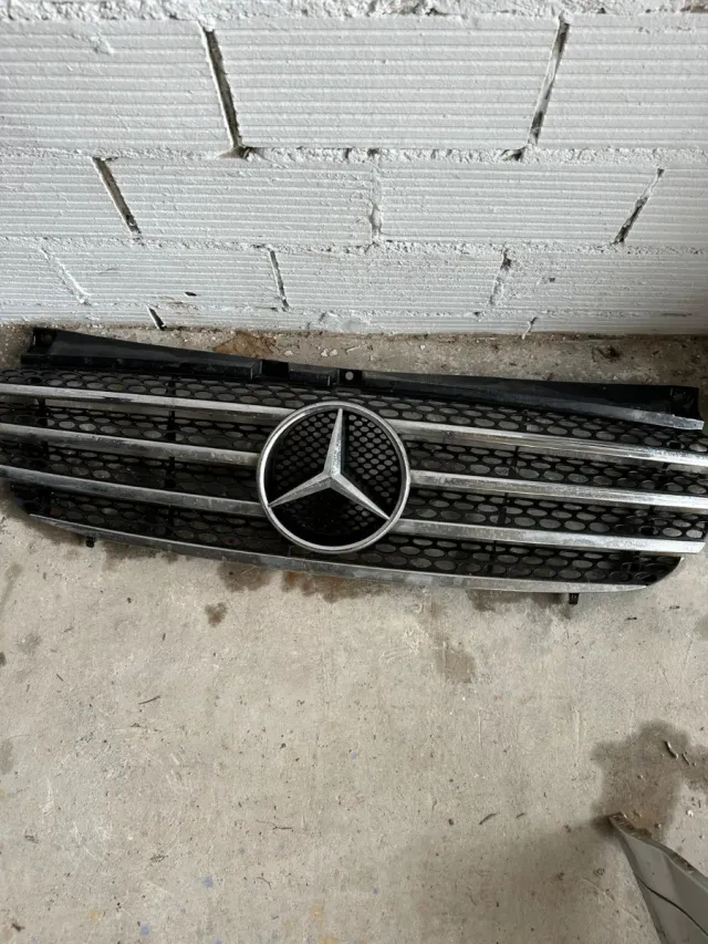 Recambio mercedes Viano 2006