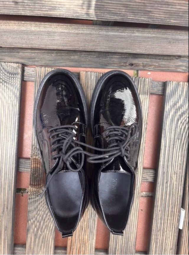 Zapatos charol negros suela gruesa talla 38