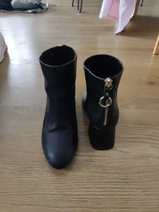 Botines de piel negros talla 37