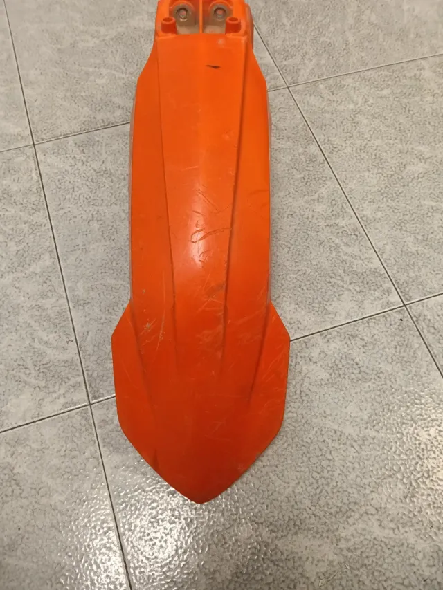 Guardabarros delantero KTM Naranja