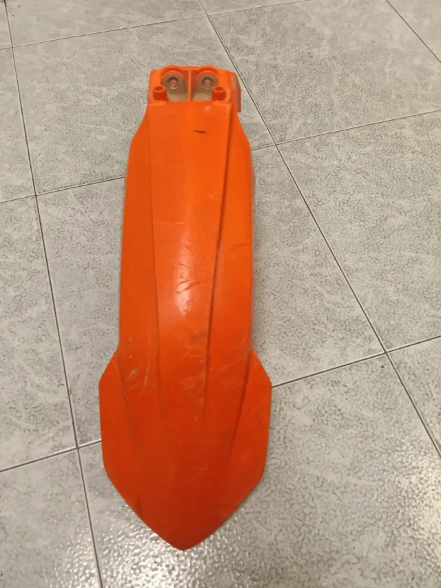Guardabarros delantero KTM Naranja