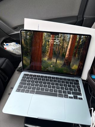 MacBook Air 13 pulgadas Apple Gris/Plata 2025