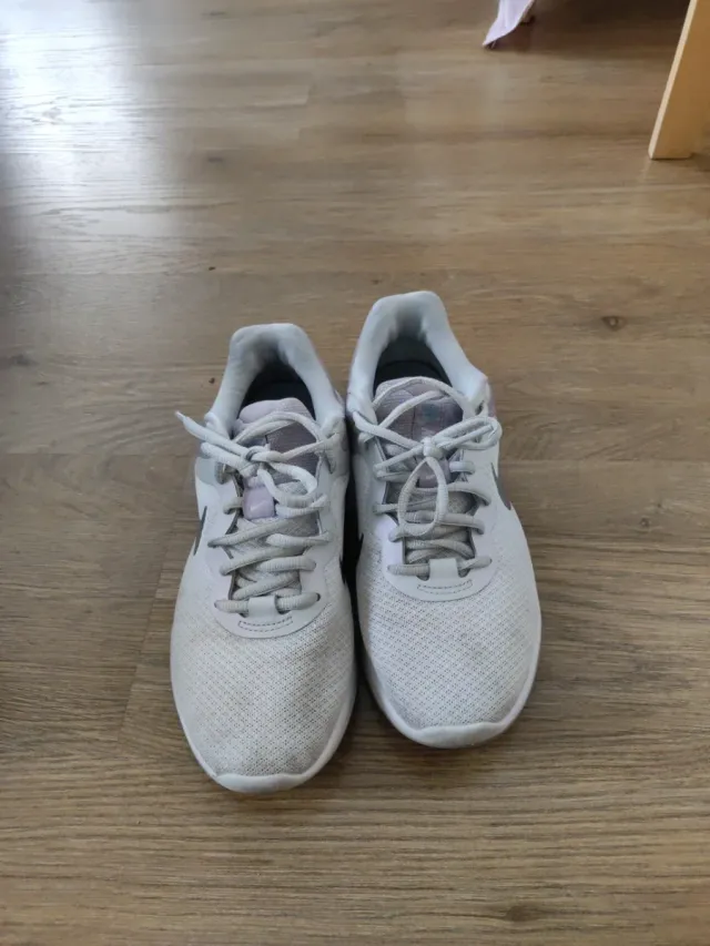 Nike Revolution 5 Talla 37.5