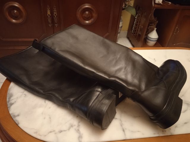 Botas altas de piel negras T37