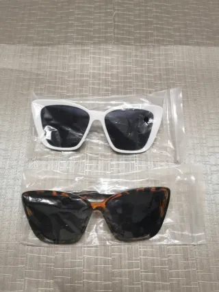 Gafas plásticas de sol blancas y Carey