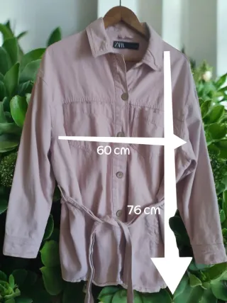 Chaqueta Zara rosa con cinturón