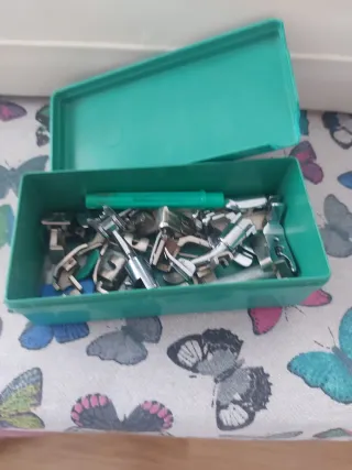 Máquina de coser Refrey transforma 427.