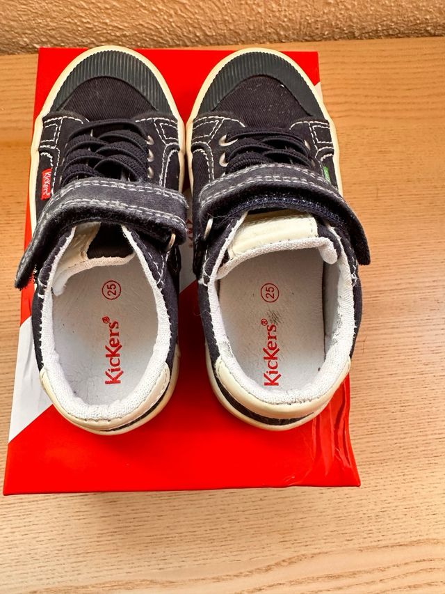 Zapatillas niño Kickers Talla 25