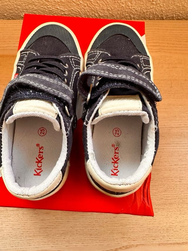 Zapatillas niño Kickers Talla 25