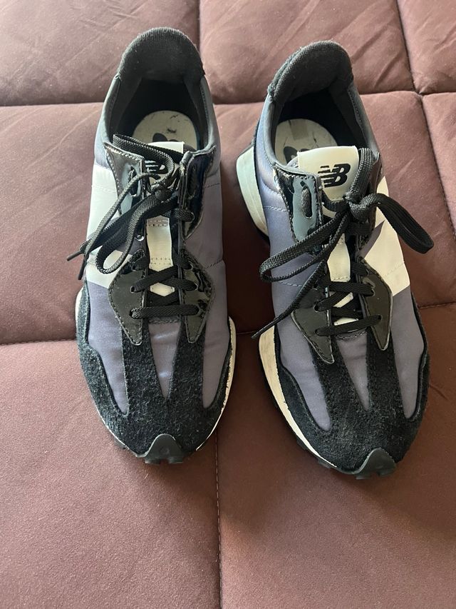 Zapatillas New Balance Grises y Negras