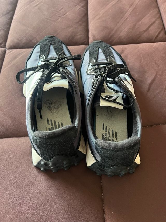 Zapatillas New Balance Grises y Negras