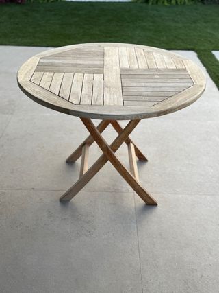 Tavolo pieghevole in legno per terrazzo/giardino