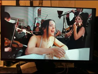 Monitor AOC Negro y Rojo