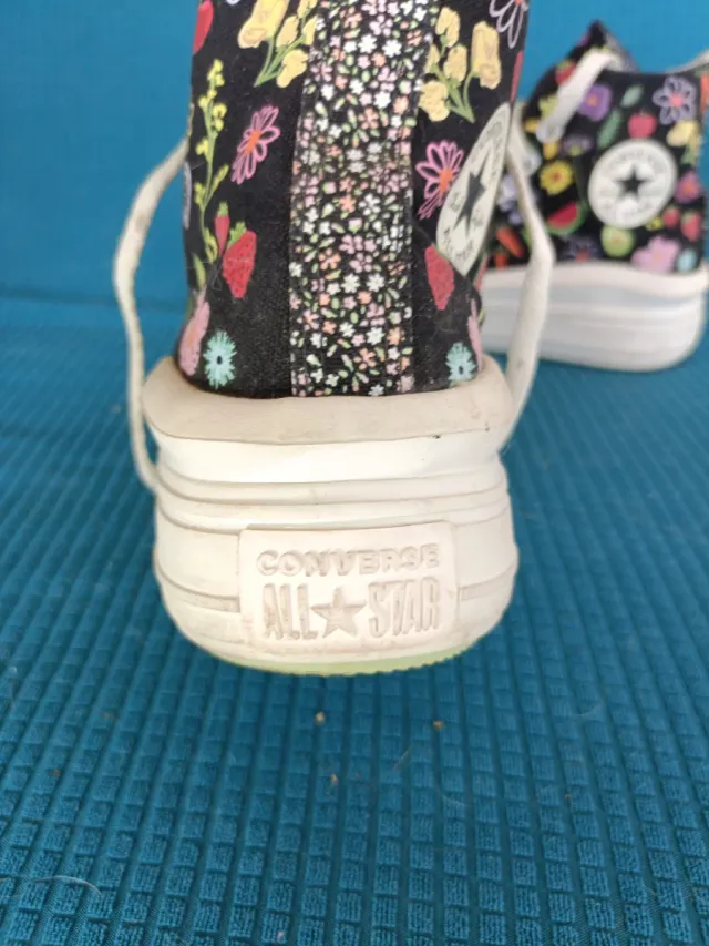 Zapatillas Converse Niña Estampado Frutas
